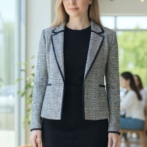 EUC Tory Burch Size 6 Gray Tweed Fitted Hook & Eye Closure Blazer!